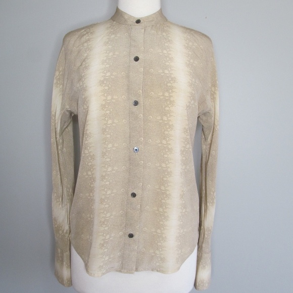 Equipment Femme 100% Silk Animal Print Buttons Up Blouse Women's Size Small - Picture 1 of 13